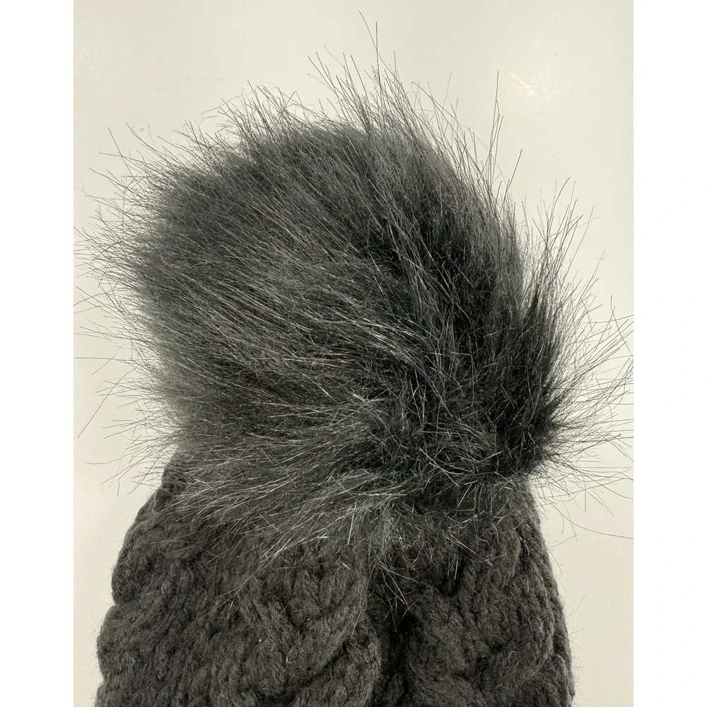 Time and Tru Cable Knit‎ Beanie Winter Hat Faux Fur Pom Black One Size New